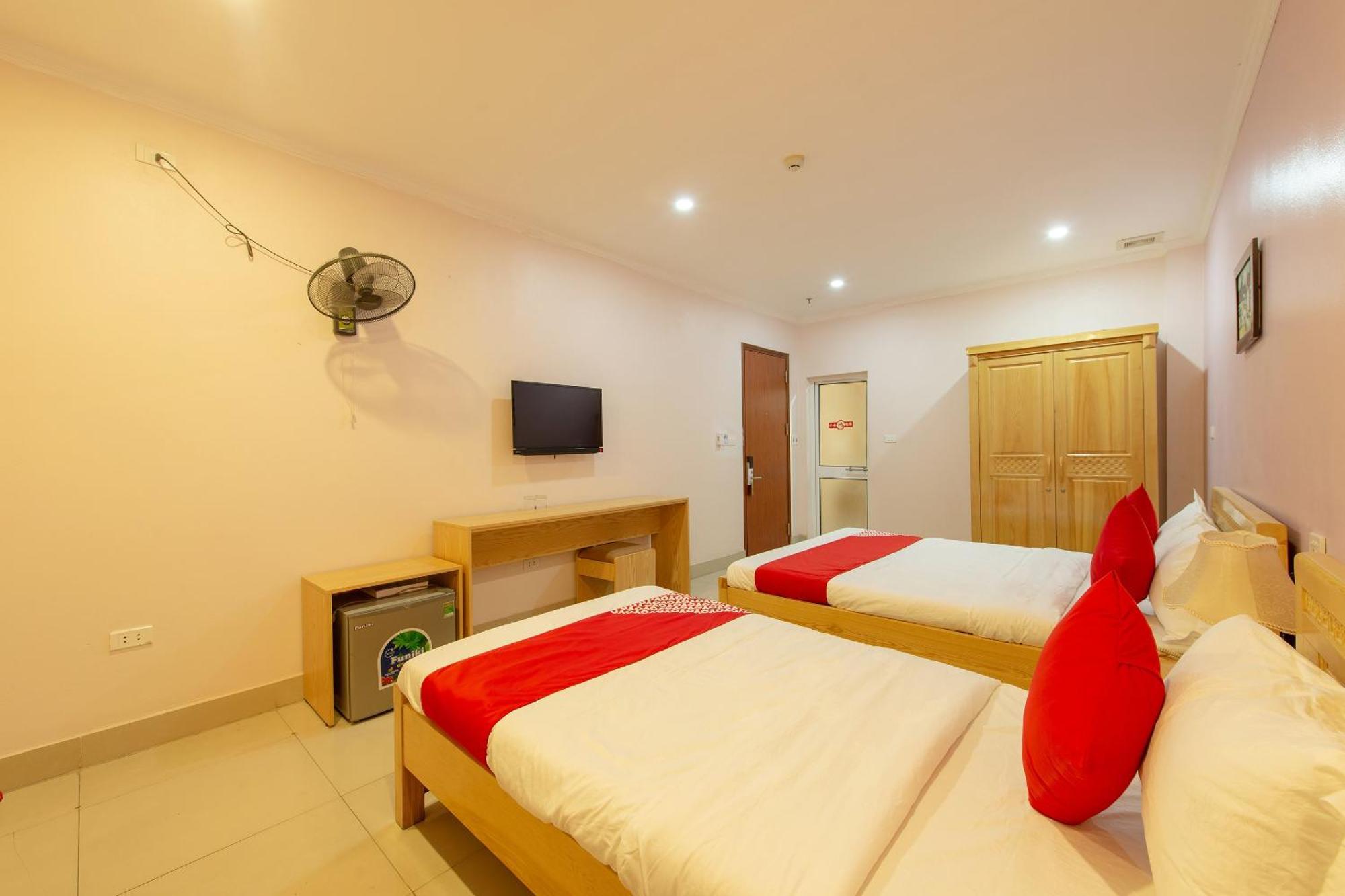 Capital O 417 Truong Son Hotel Hanoi Eksteriør billede